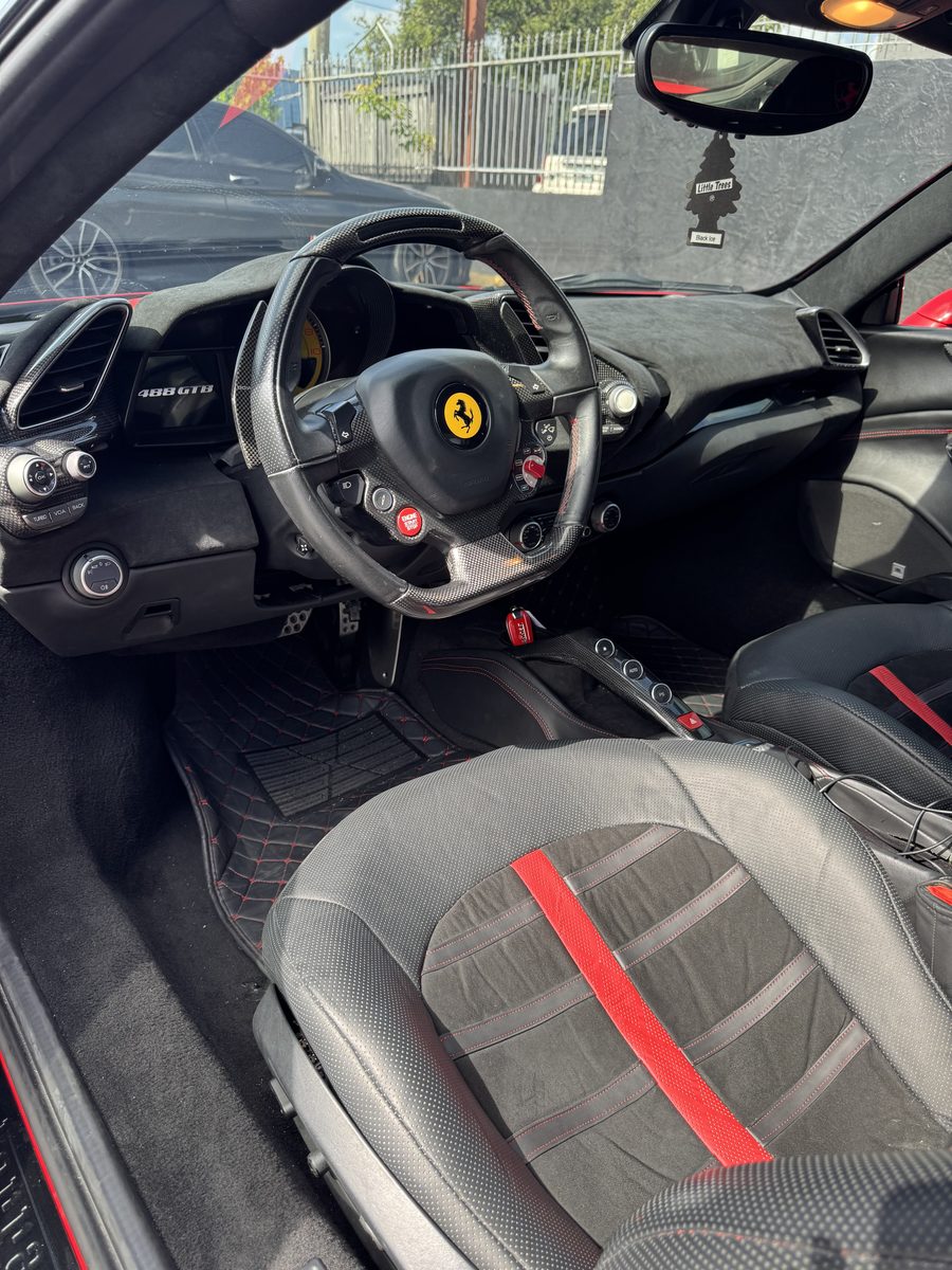 Ferrari 488 GTB — photo 5
