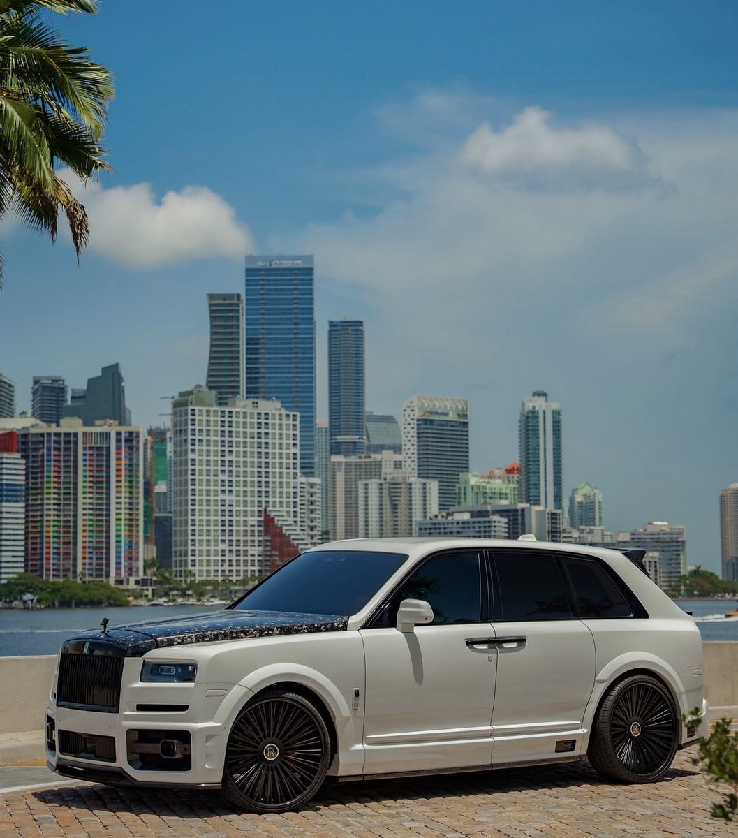 Mansory Rolls-Royce Cullinan — photo 1