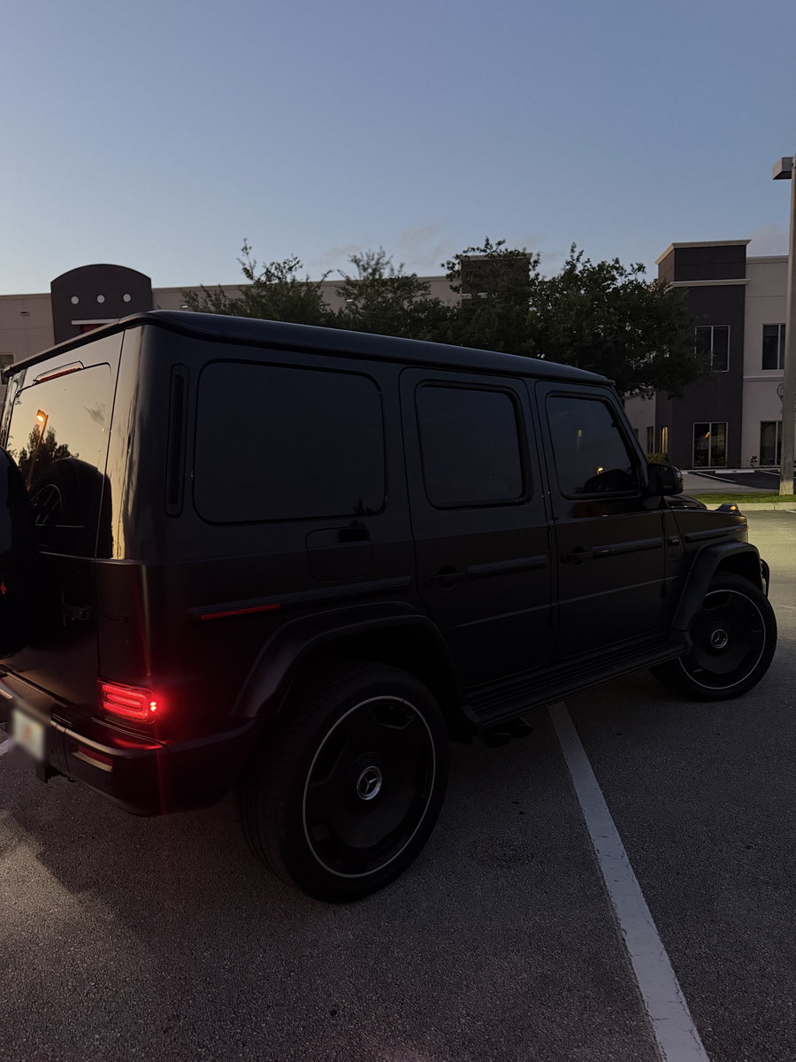 Mercedes-AMG G63 — photo 4
